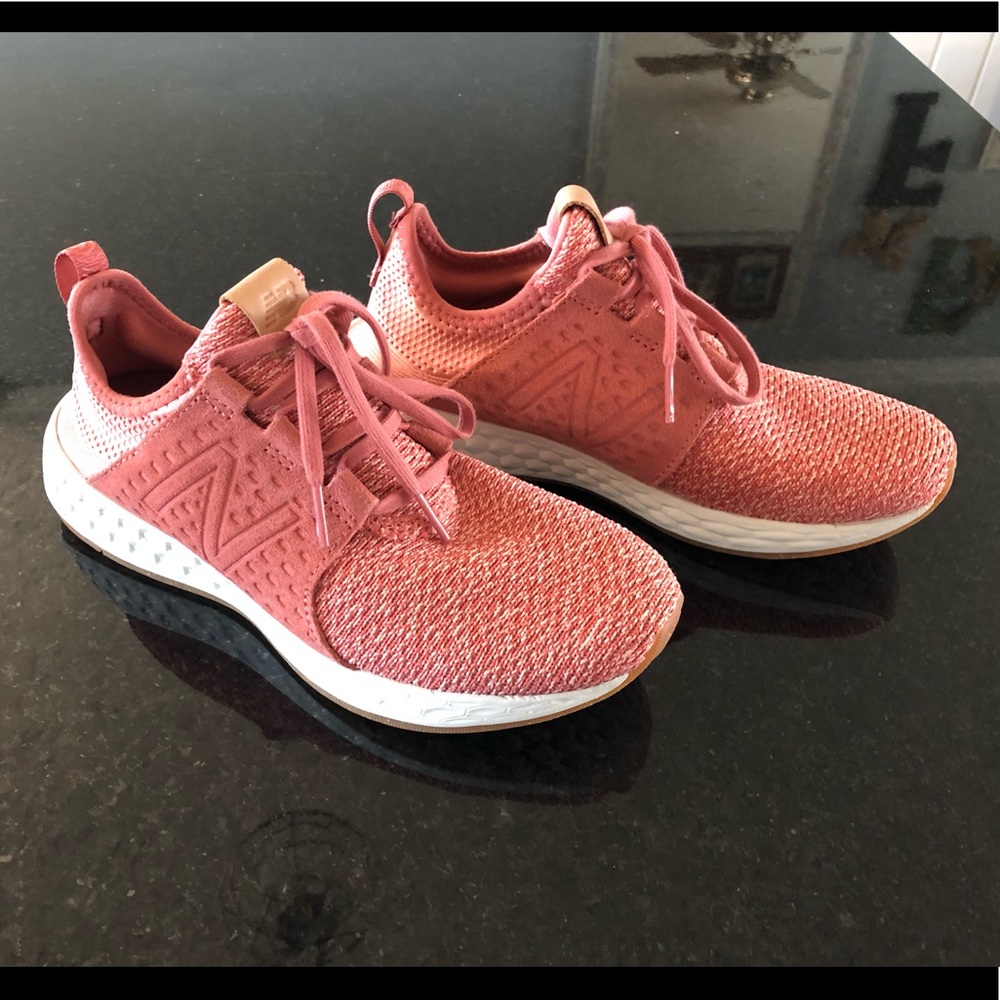 NWOT 7.5 New Balance Fresh Foam Cruz